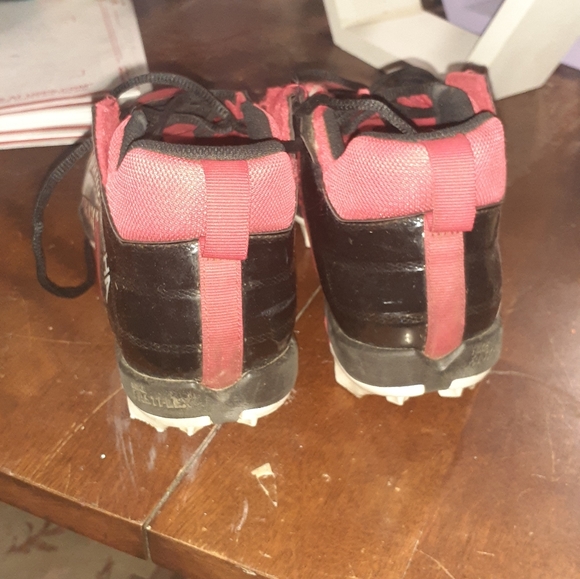 Red Nike Alpha Cleats - Picture 5 of 12